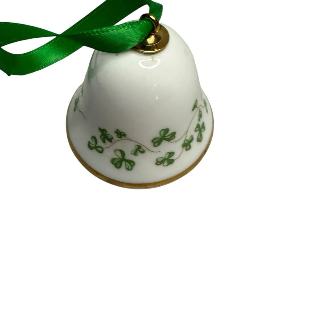 Irish Ornament Royal Tara Porcelain Shamrock Clover Decorated Bell Ireland Made
